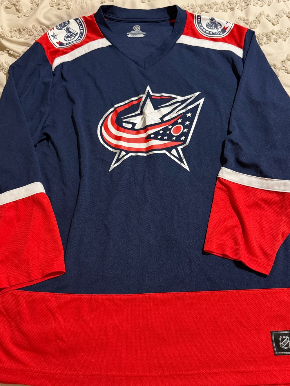 NHL Columbus Blue Jackets Red and Navy Crew Hockey Pullover